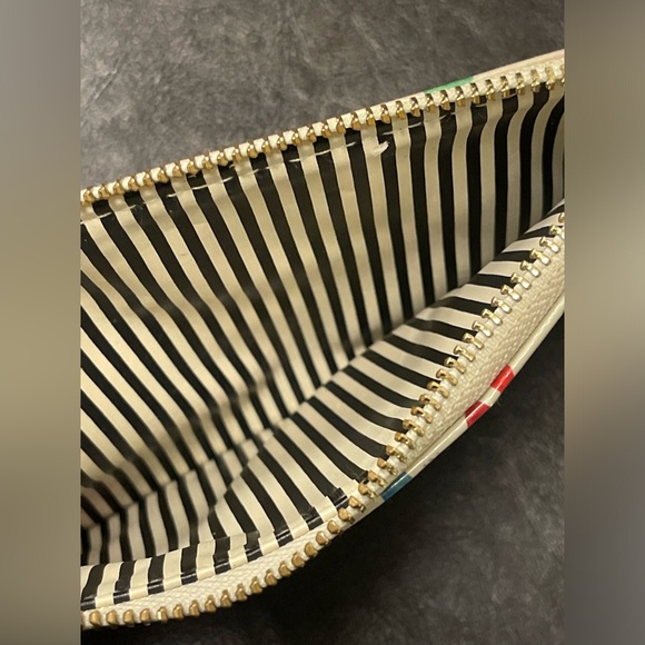 Kate Spade Bella Bookshelf Pencil Case Wallet Clutch Cosmetic Travel - Picture 3 of 5